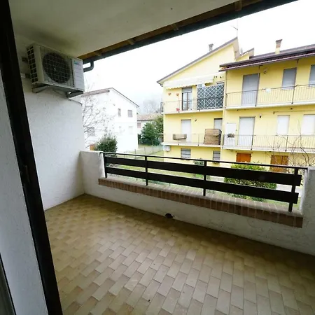 Linda 8 بيت للعطل *